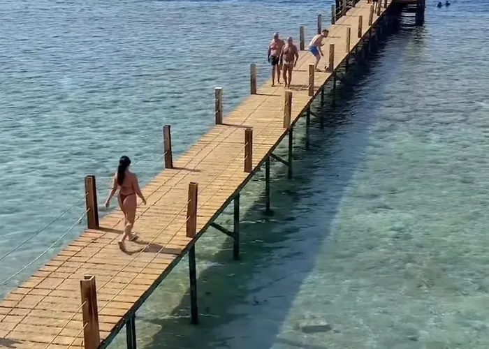 Coral Private Harem Resort *
